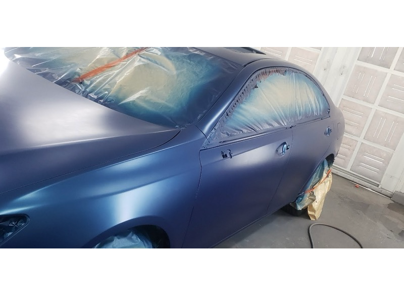 blue car bodywork 1